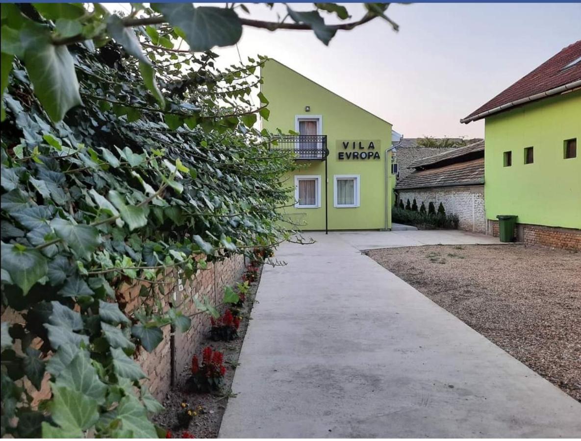 Apartamento Vila Evropa Sombor Exterior foto